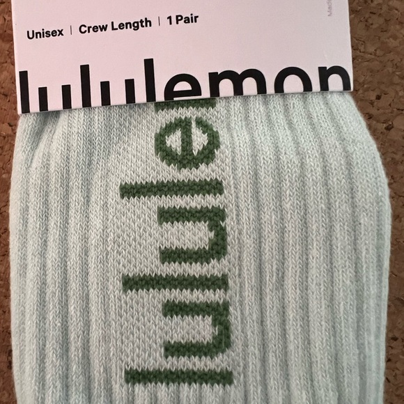 lululemon athletica Daily Essential Socks Size large MIBR/SUWI - Picture 4 of 4